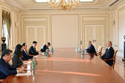 İlham Əliyev Koreya Prezidenti yanında Şimali İqtisadi Əməkdaşlıq Komitəsinin sədrini qəbul edib - YENİLƏNİB