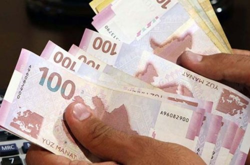 Quba bələdiyyəsinin sabiq sədr müavini 30 min manatı ələ keçirib - RƏSMİ