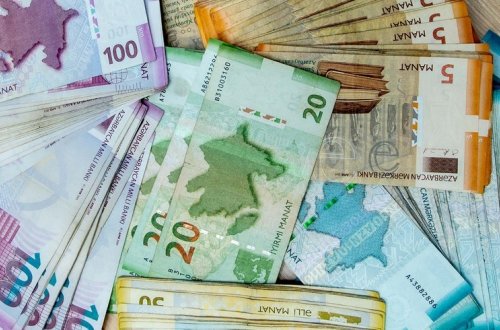 Pərakəndə ticarətdə nağd hesablaşma üçün limit 4 min manat olacaq