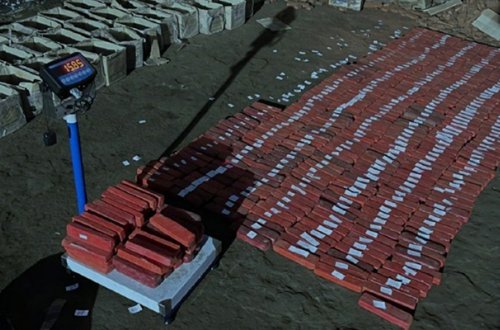 İrandan Kiyevə heroini kərpic adı ilə apardılar