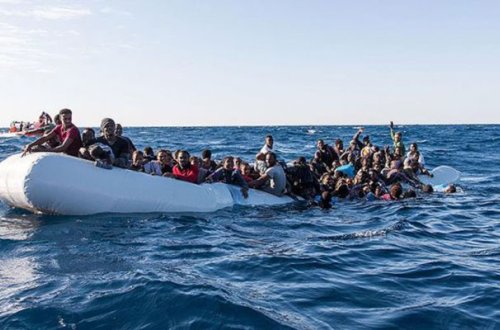 Daha bir miqrant qayığı qəzaya uğradı, ölənlər var