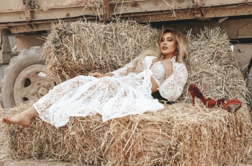 Roza Zərgərlinin ELƏ BİR VİDEOSU YAYILDI Kİ - HAMAMDA GÖRÜN NƏ EDİR - VİDEO  