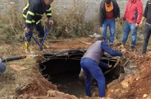 Kəndin altından gələn səs sakinləri qorxuya saldı: Torpağı qazanda gördülər ki... / İNANILMAZ HADİSƏ / FOTOLAR
