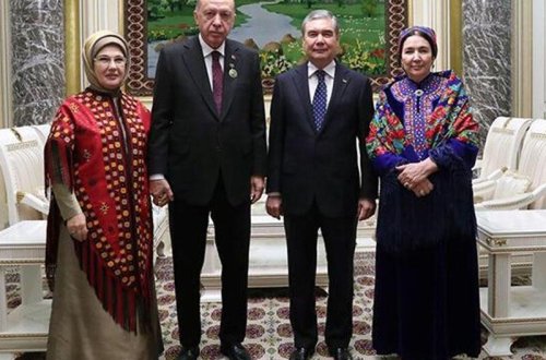 Türkmənistanın mediadan gizlədilən birinci ledisi - Onun fotosu ilk dəfə YAYIMLANDI