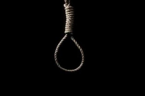 20 yaşlı gənc intihar etdi