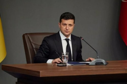 Zelenskiy Ukraynada xarici ölkə hərbi birləşmələrinin yerləşdirilməsinə icazə verilməsini təklif edib