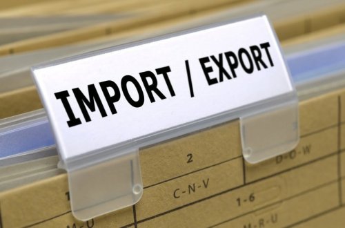 Azərbaycanın xarici ticarət dövriyyəsinin müsbət saldosu 2 dəfədən çox artıb