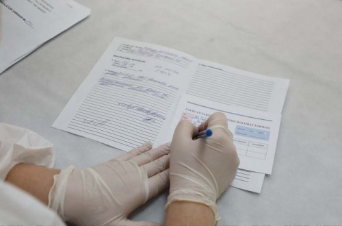 Azərbaycanda COVID-19-la bağlı sertifikatlar təsdiqlənib