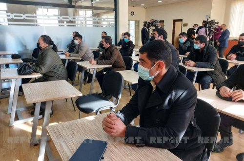 Azərbaycanda 60-a yaxın məhkum cəzadan azad edildi - FOTO