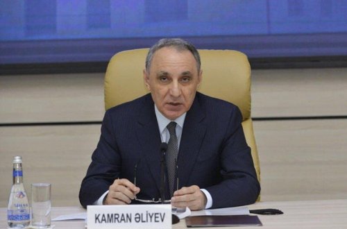 Kamran Əliyev: “Bəziləri helikopter hadisəsindən siyasi məqsədləri üçün sui-istifadə etməyə cəhd göstərirlər”