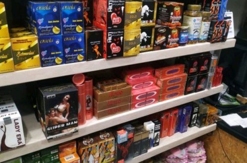 Bakıda dükanlarda yararsız məhsulların satışı faktı aşkarlandı - FOTO