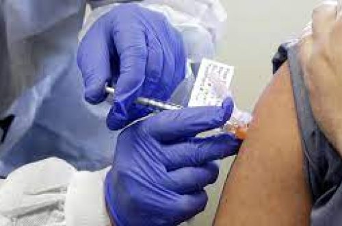 90 mindən artıq təhsil işçisi 3-cü doza vaksin vurdurub - RƏSMİ