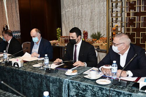 Elmar Məmmədyarov üzə çıxdı - FOTO