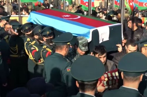Pilot Fərid Nağıyev dəfn edilib - VİDEO