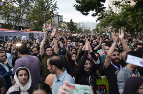 İranın 60 şəhərində müəllimlər etiraz aksiyası keçirib