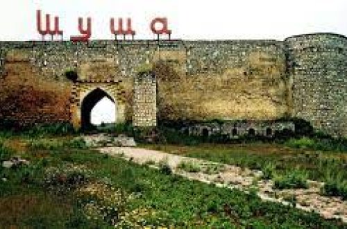 Hesabat: Ermənilərin Şuşa Xalça Muzeyindən oğurladığı ən qədim xalçanın 350 yaşı var