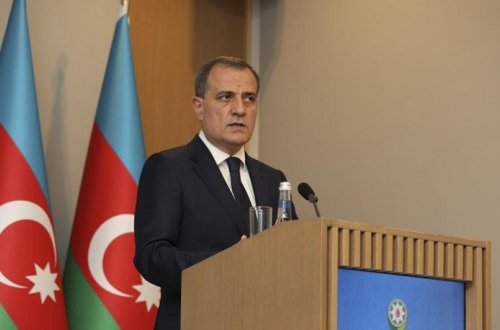 Ceyhun Bayramov ATƏT-in Nazirlər Şurasının 28-ci iclasında iştirak edib