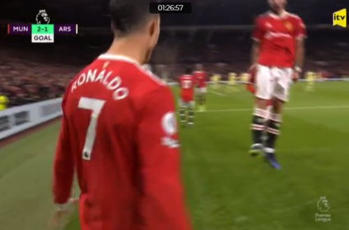 Ronaldo 800-cü qolunu 