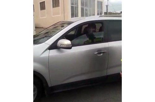 Siyəzəndə koronavirus xəstəsi avtomobil idarə edərkən saxlanılıb