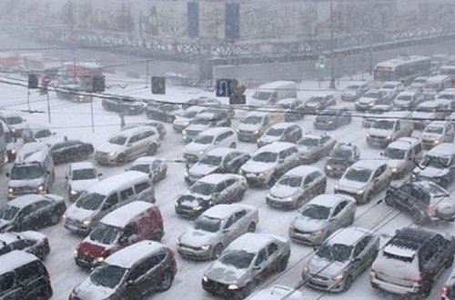 Rusiya şəxsi avtomobillərdən istifadəni məhdudlaşdıracaq