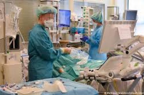 Rusiyada son sutkada 1 200-dən çox insan koronavirusdan ölüb