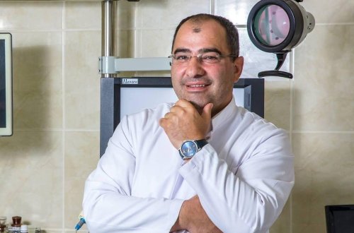 Tanınmış həkim dələduzluqda ittiham olunur - VİDEO