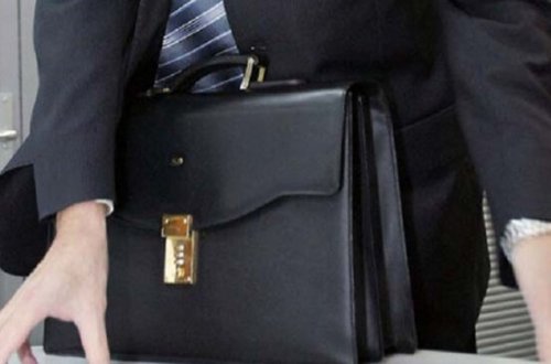 7 ay əvvəl vəzifəyə təyin olunan Elbrus Allahverdiyev işdən çıxarıldı - FOTO