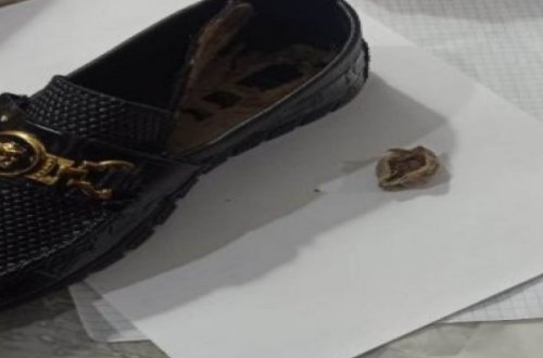 Ata həbsdə olan oğluna ayaqqabının içərisində narkotik ötürmək istədi