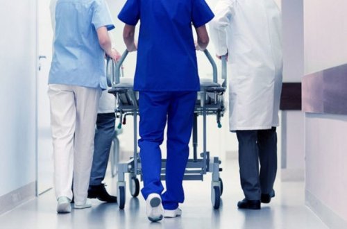 В Кюрдамире в результате ДТП пострадавшая получила травму позвоночника