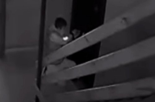 Bakıda mənzildən 20 min manatlıq qızıl-zinət əşyaları oğurlanıb