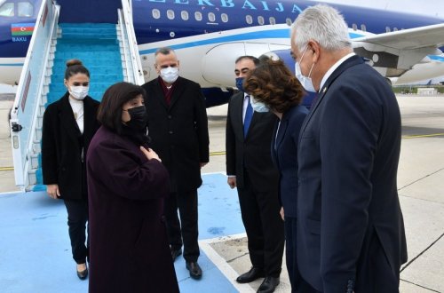 Sahibə Qafarova Türkiyəyə gedib