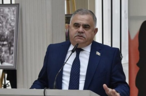 Deputat Arzu Nağıyev Gürcüstanda Ulu Öndər Heydər Əliyevin vəfatının 18-ci ildönümünə həsr edilən sərgidə iştirak edib