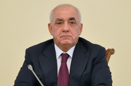 Baş nazirdən rəsmi dövlət qəzetləri ilə bağlı - Qərar