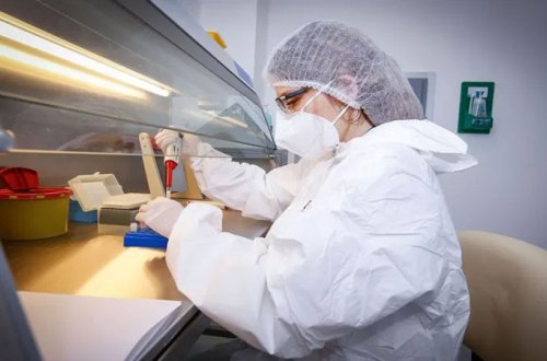 Omikron 2022-ci ildə pandemiyanın gedişini dəyişəcək - Hər kəs yoluxacaq