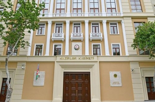 Dövlət orqanlarının bütün əməkdaşlarına fevralın 1-dək vaxt verildi - QƏRAR