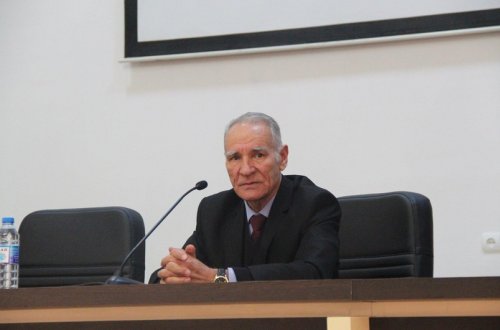 Koronavirusa yoluxan Xalq artisti başqa xəstəxanaya köçürülüb