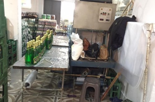 Suraxanıda alkoqolsuz içkilərin istehsalı müəssisəsində nöqsanlar aşkarlanıb