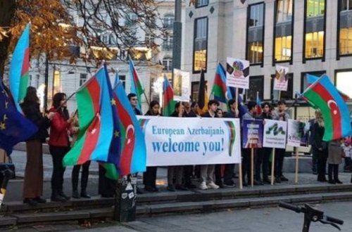 İlham Əliyev Avropada yaşayan həmvətənlərimiz tərəfindən böyük coşqu ilə qarşılanıb – FOTO
