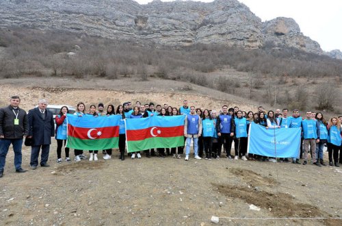 Leyla Əliyevanın təşəbbüsü ilə Şuşada ağacəkmə aksiyası keçirilib - FOTO