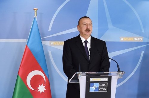 Президент: Пропускные режимы в Зангезурском и Лачинском коридорах должны совпадать