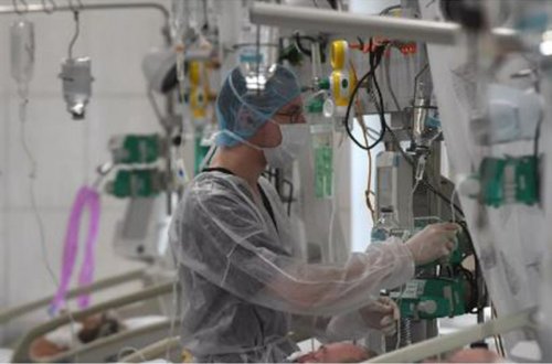 Britaniyada son sutkada koronavirusdan 150 nəfər həyatını itirib