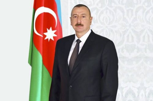 Президент Ильхам Алиев принимает участие в саммите 
