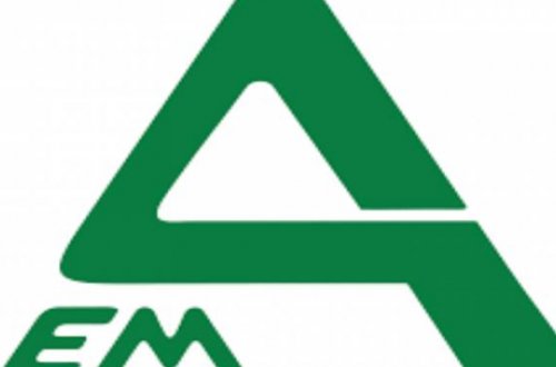 Ölkə bazarını effektivliyi sübut olunmayan dərmanlar üçün kim açıb?