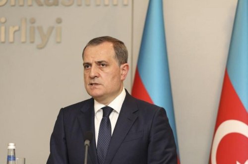 Ceyhun Bayramov Pakistana yola düşüb