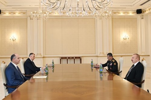 Prezident İlham Əliyev Gürcüstanın müdafiə nazirini qəbul edib
