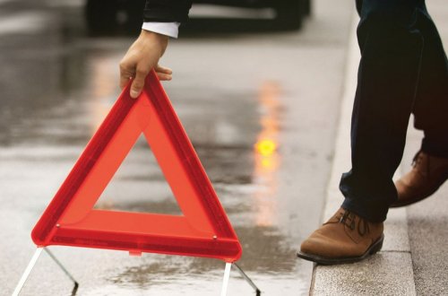 Abşeronda avtomobil 74 yaşlı kişini vuraraq öldürüb