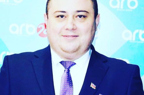 “Təhsil nazirinə hücumları təsadüfi saymıram...” – Emil Məmmədov