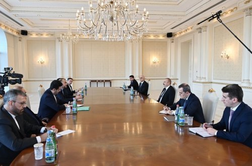 İlham Əliyev İranın xarici işlər nazirini qəbul edib - YENİLƏNİB