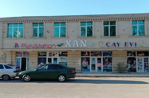 Müştərilərə qəlyan təklif edən çay evi aşkarlandı