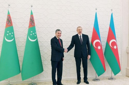 Qurbanqulu Berdiməhəmmədov Prezident İlham Əliyevi təbrik edib